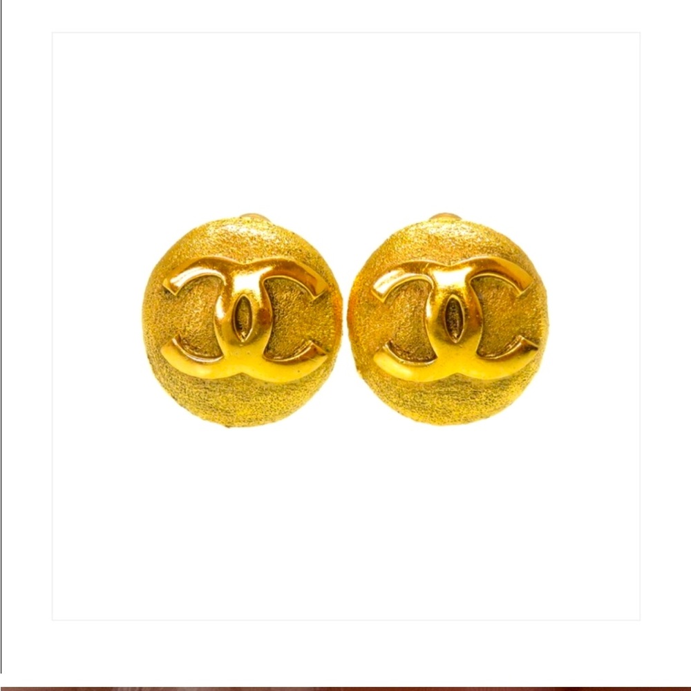 Chanel authentic earrings used with hook or clip on